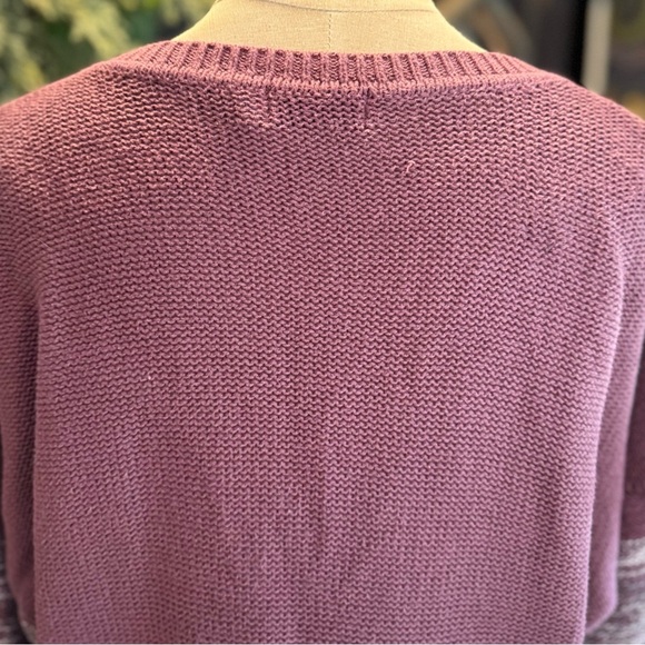 Urban Outfitters oversized slouchy v-neck stripped sweater - Picture 10 of 16